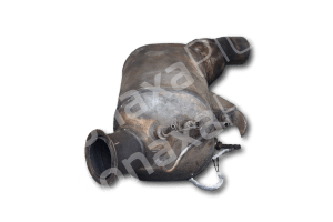 7823498-8572405-713650