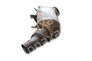 7823498-8572405-713650