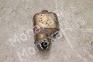RENAULT C138 112729536000 8200063760 EBERSPACHER katalyzator